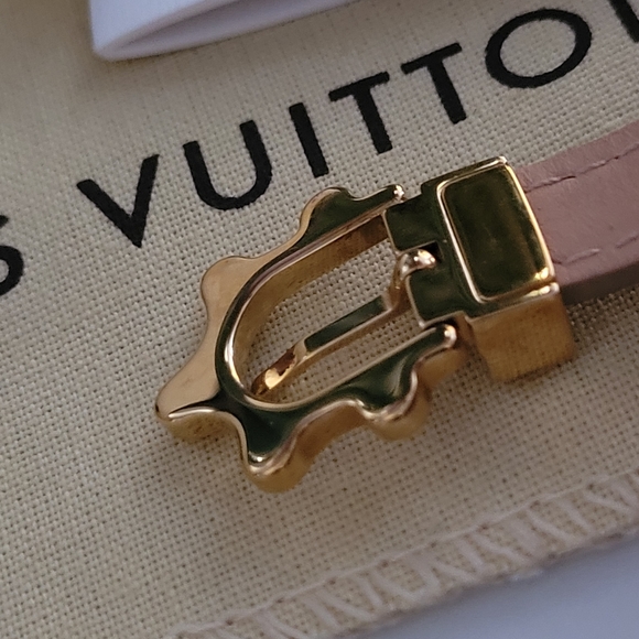 Authentic Louis Vuitton Vernis Belt Style Bracelet In Like New Condition! - Picture 7 of 8